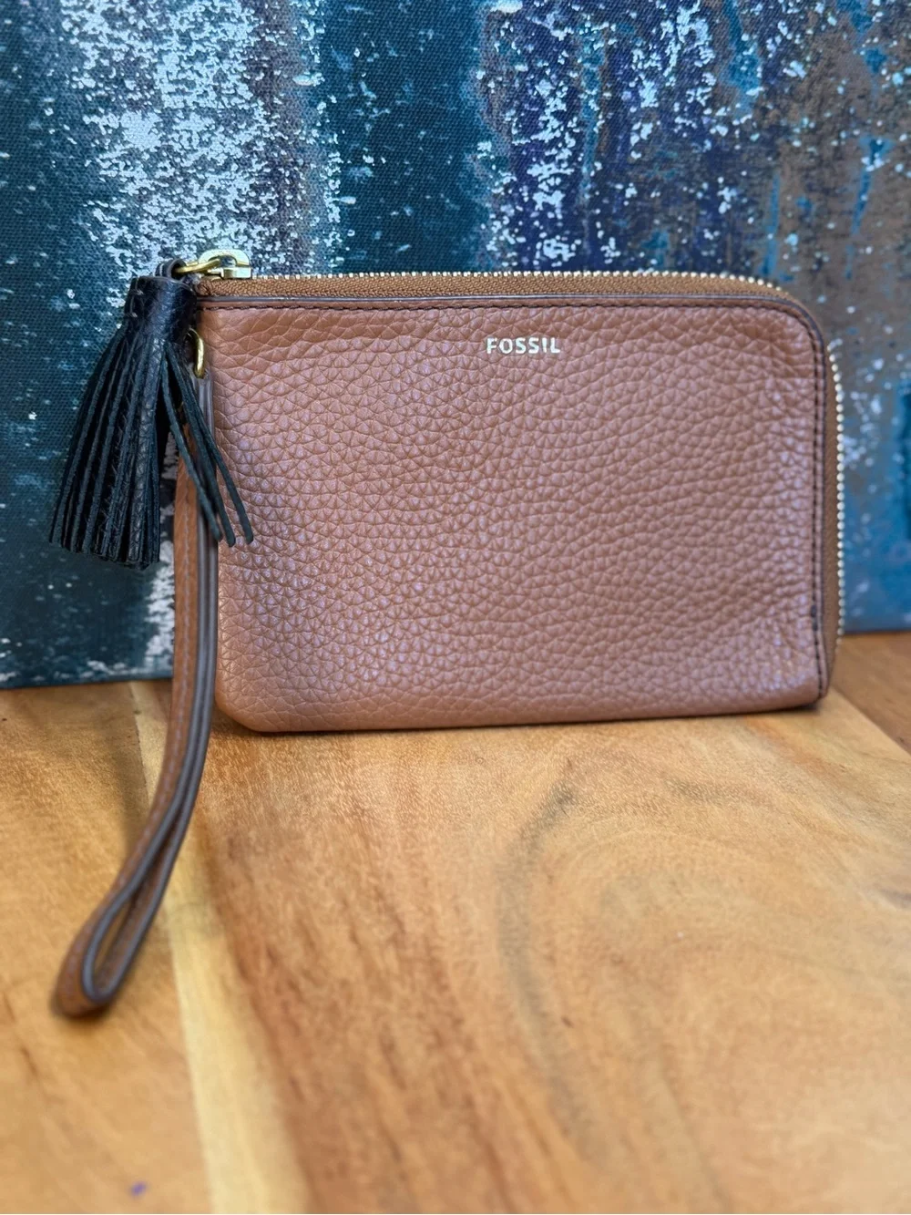 Fossil Quiet Luxury 2010’s Brown Leather Wristlet‎ Tassel Zip Wallet (VGUC)